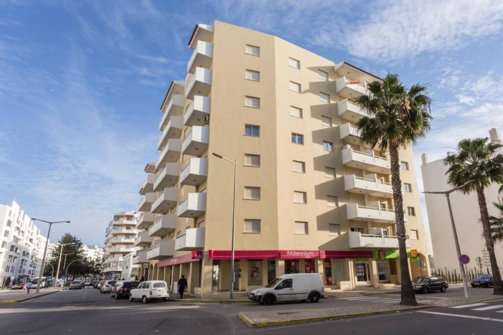 Apartamento Millenium Vista Mar- 2 Passos Da Praia Quarteira Buitenkant foto