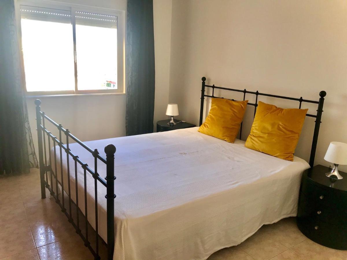 Apartamento Millenium Vista Mar- 2 Passos Da Praia Quarteira Buitenkant foto