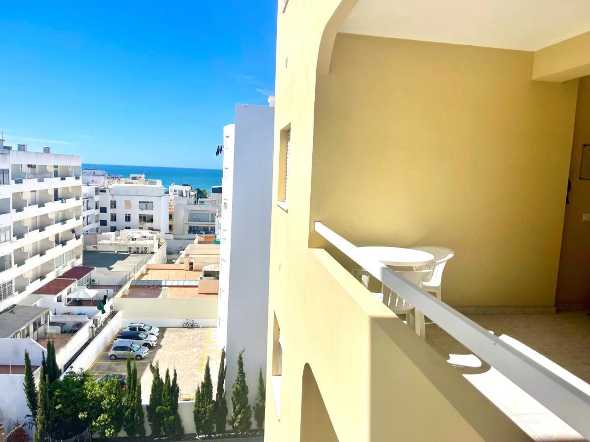 Apartamento Millenium Vista Mar- 2 Passos Da Praia Quarteira Buitenkant foto